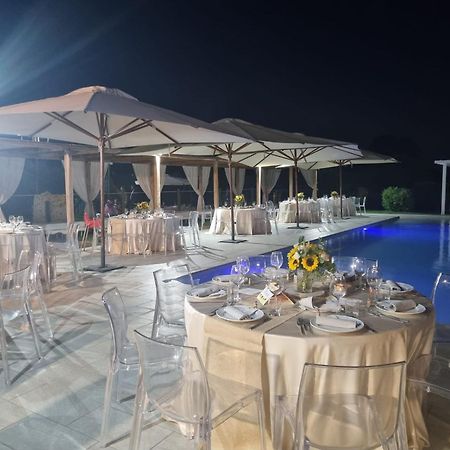 Agriturismo Torre Flavia ลาดิสโปลี ภายนอก รูปภาพ