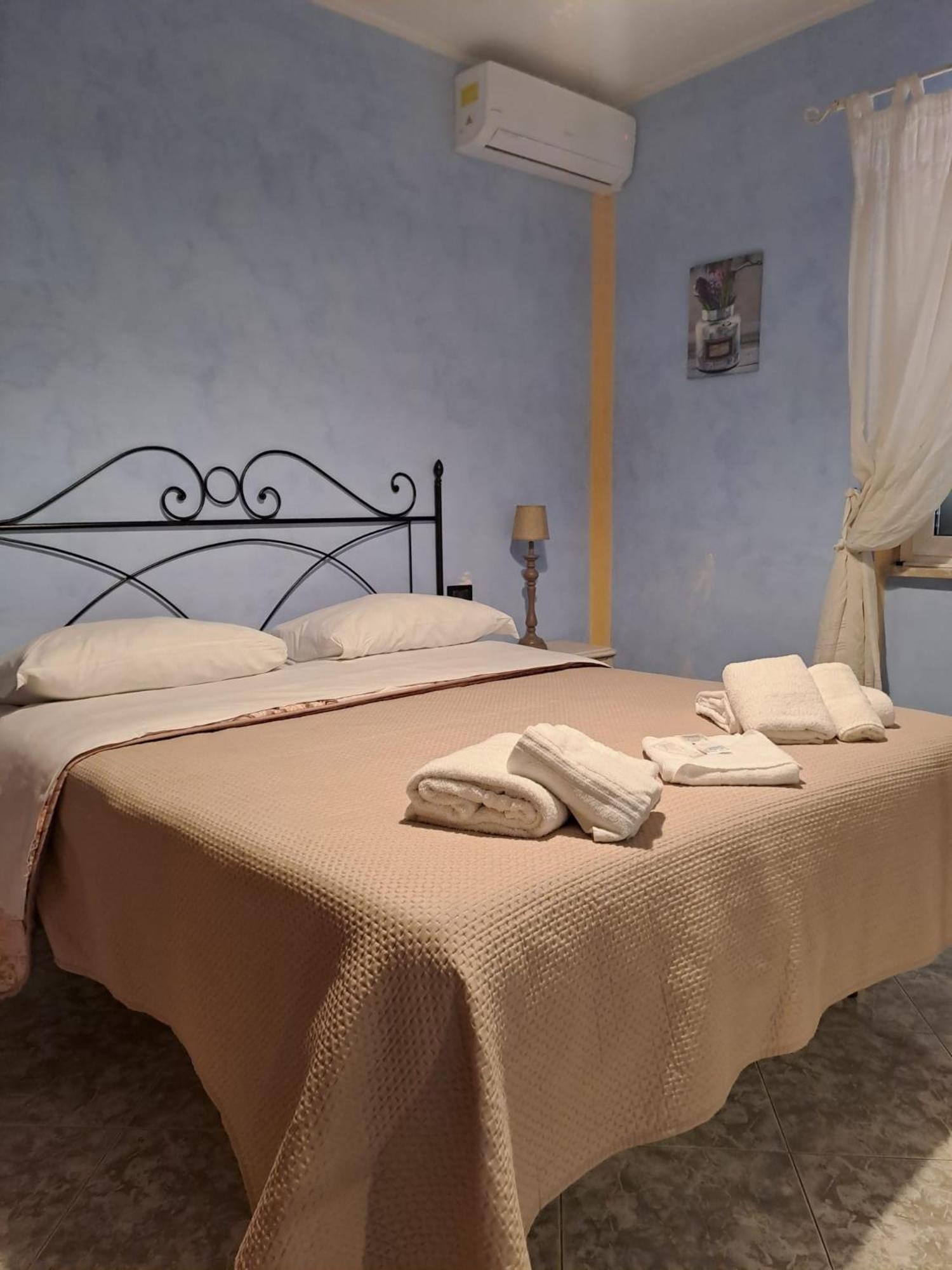 Agriturismo Torre Flavia ลาดิสโปลี ภายนอก รูปภาพ
