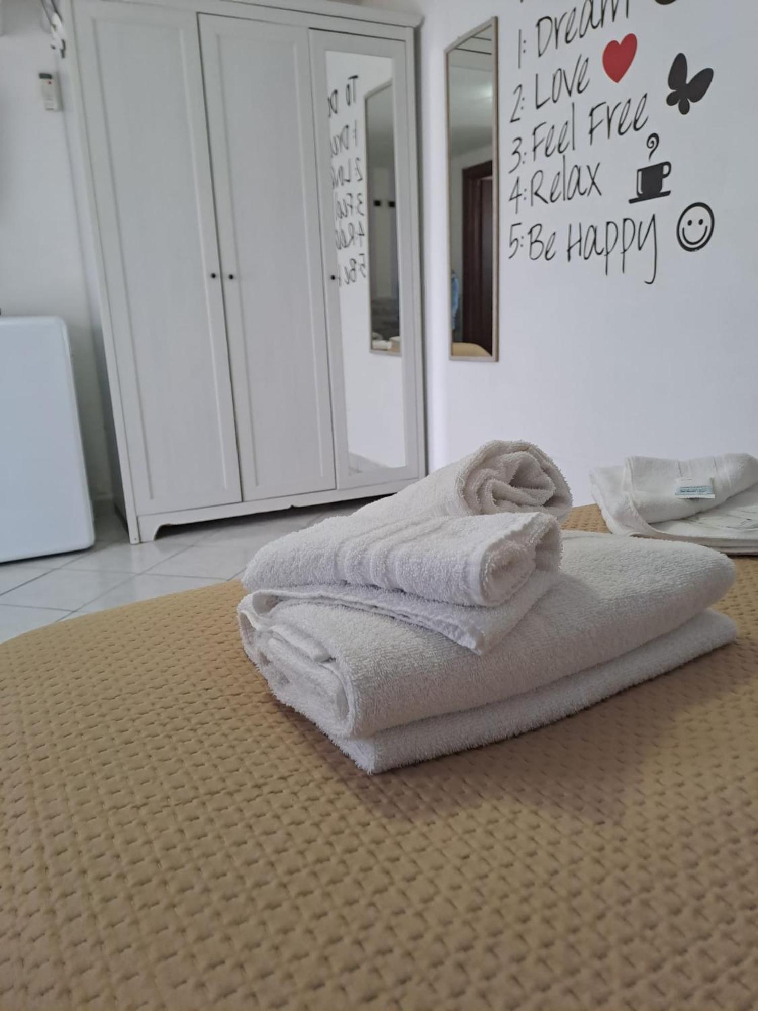 Agriturismo Torre Flavia ลาดิสโปลี ภายนอก รูปภาพ