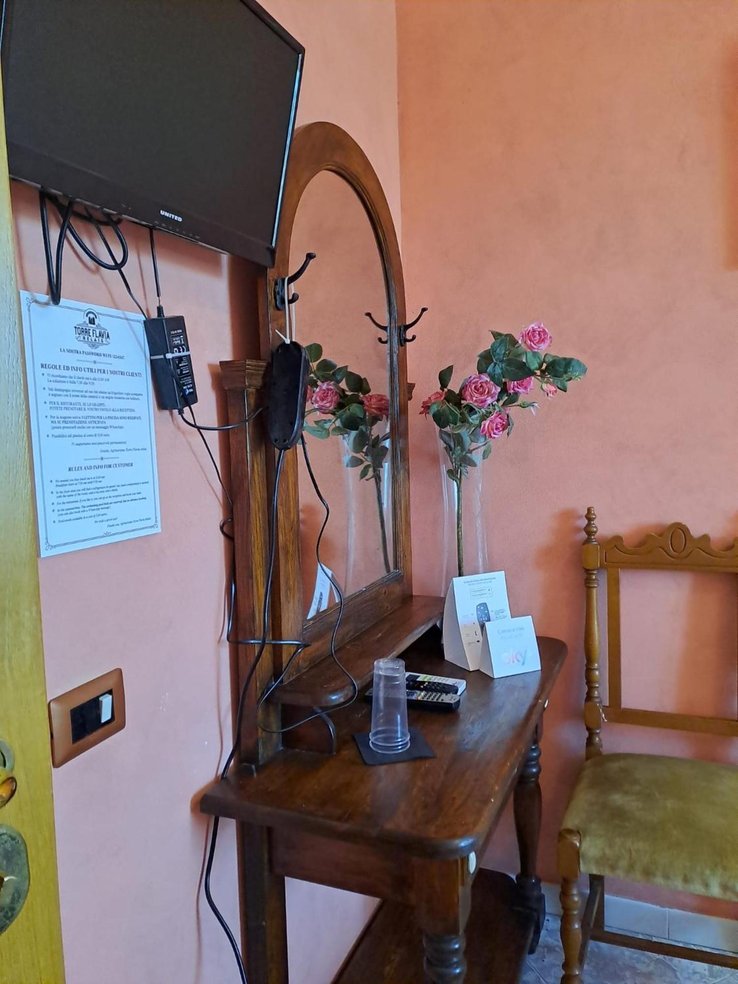 Agriturismo Torre Flavia ลาดิสโปลี ภายนอก รูปภาพ