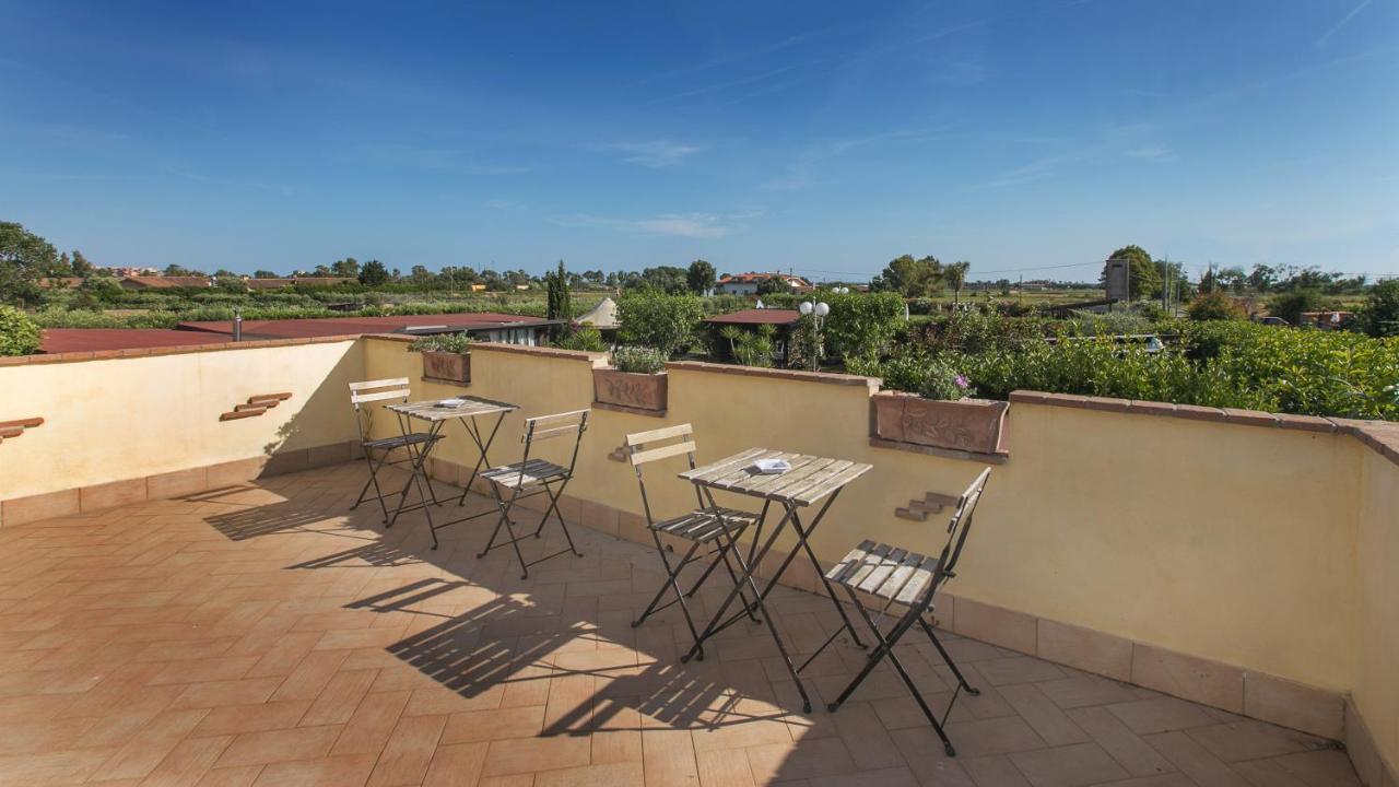 Agriturismo Torre Flavia ลาดิสโปลี ภายนอก รูปภาพ